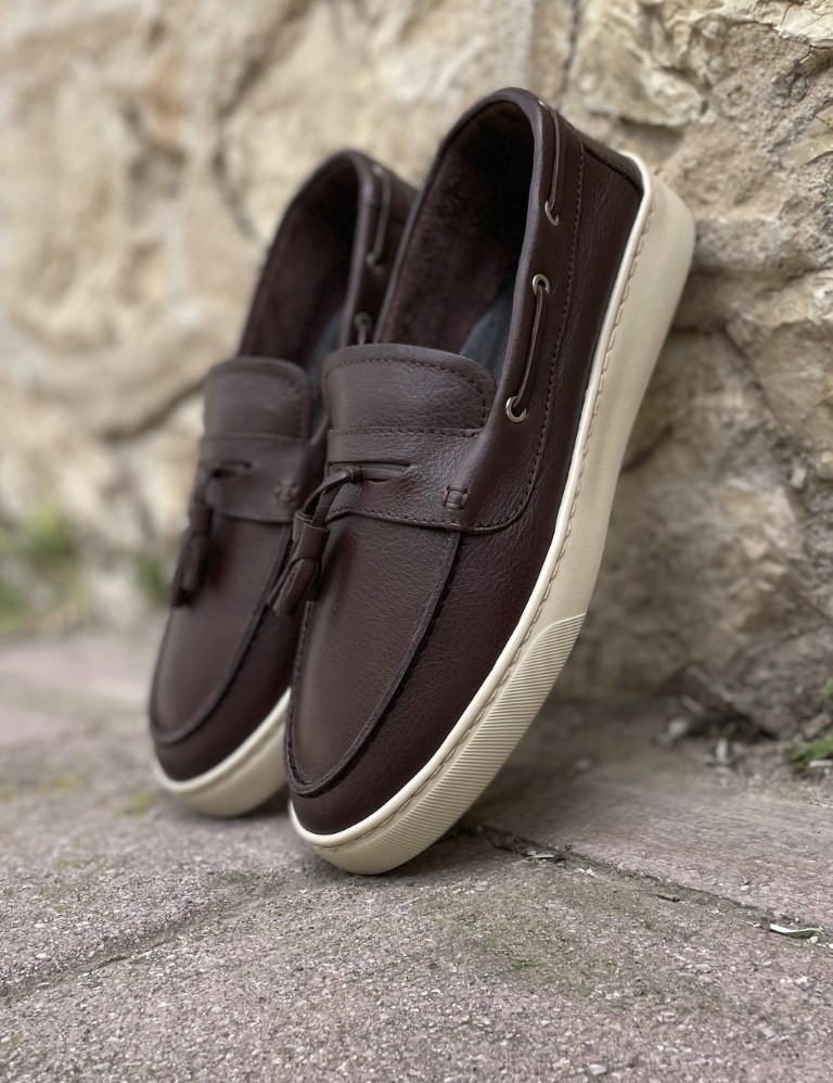 Huxley and Grace ανδρικά καφέ δερμάτινα loafers με tassels HG174194K φωτογραφία